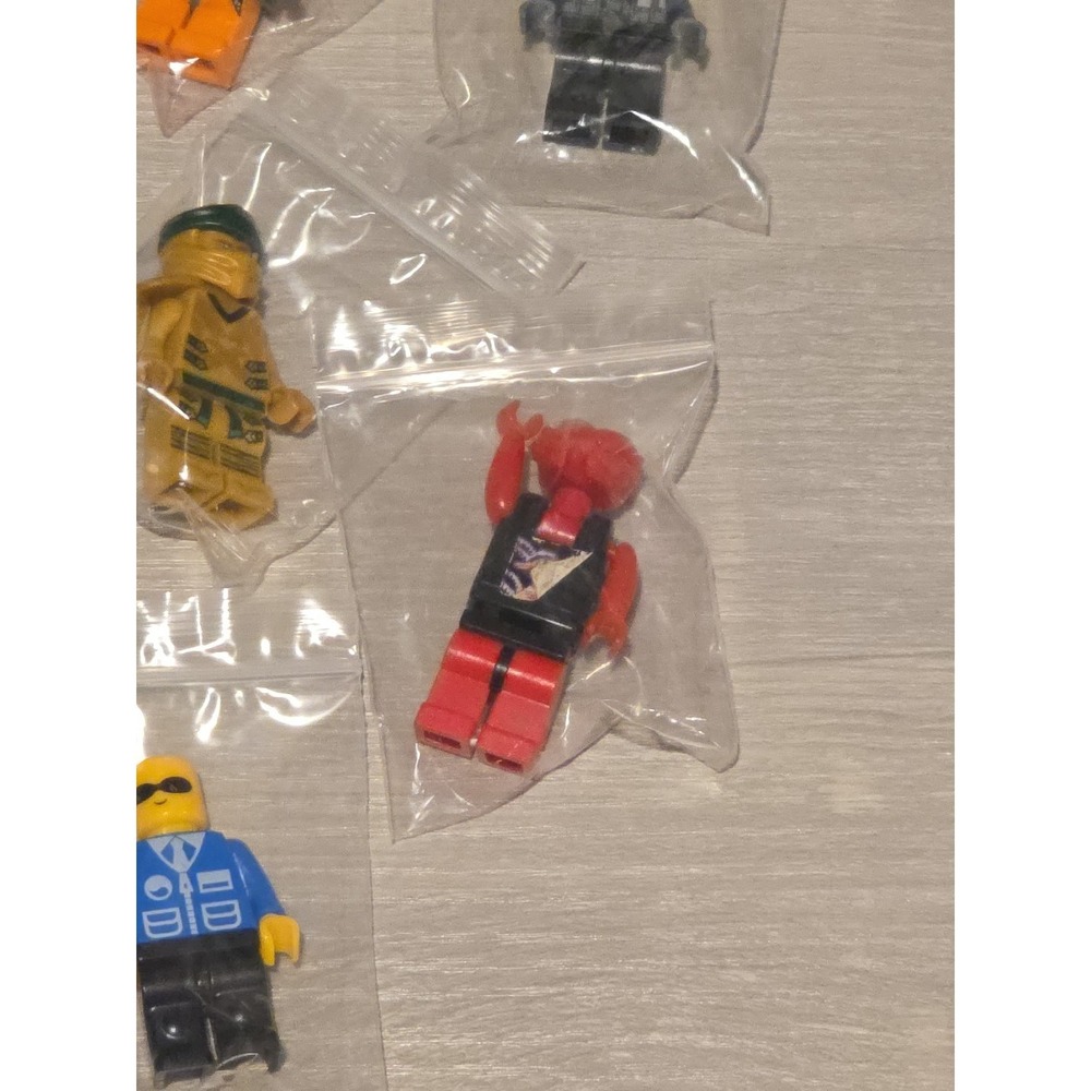LEGO Minifigures‎ Lot of 14 Assorted Figures Including Vintage Minifig - Picture 7 of 7